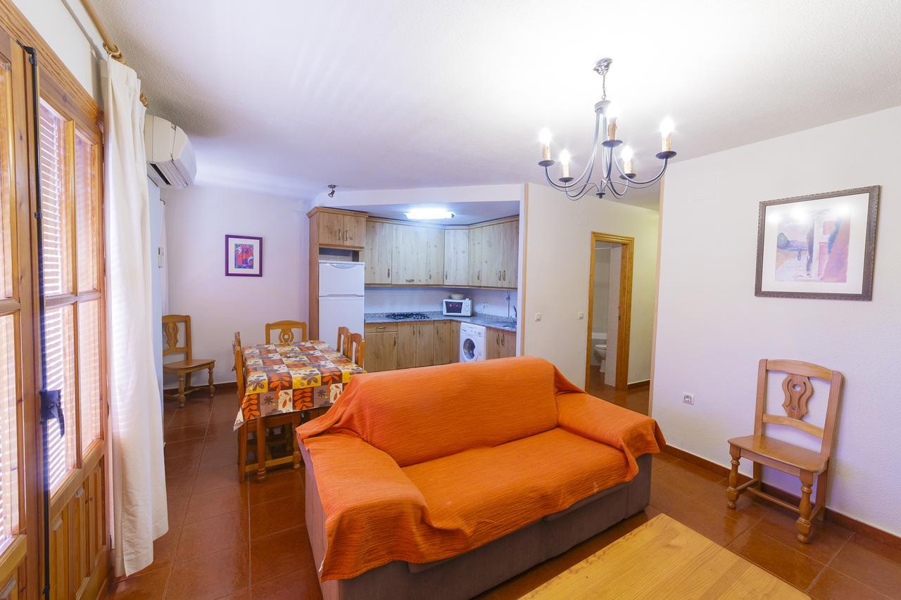 Apartamentos Ribera Del Jucar Алькала-дель-Хукар Экстерьер фото