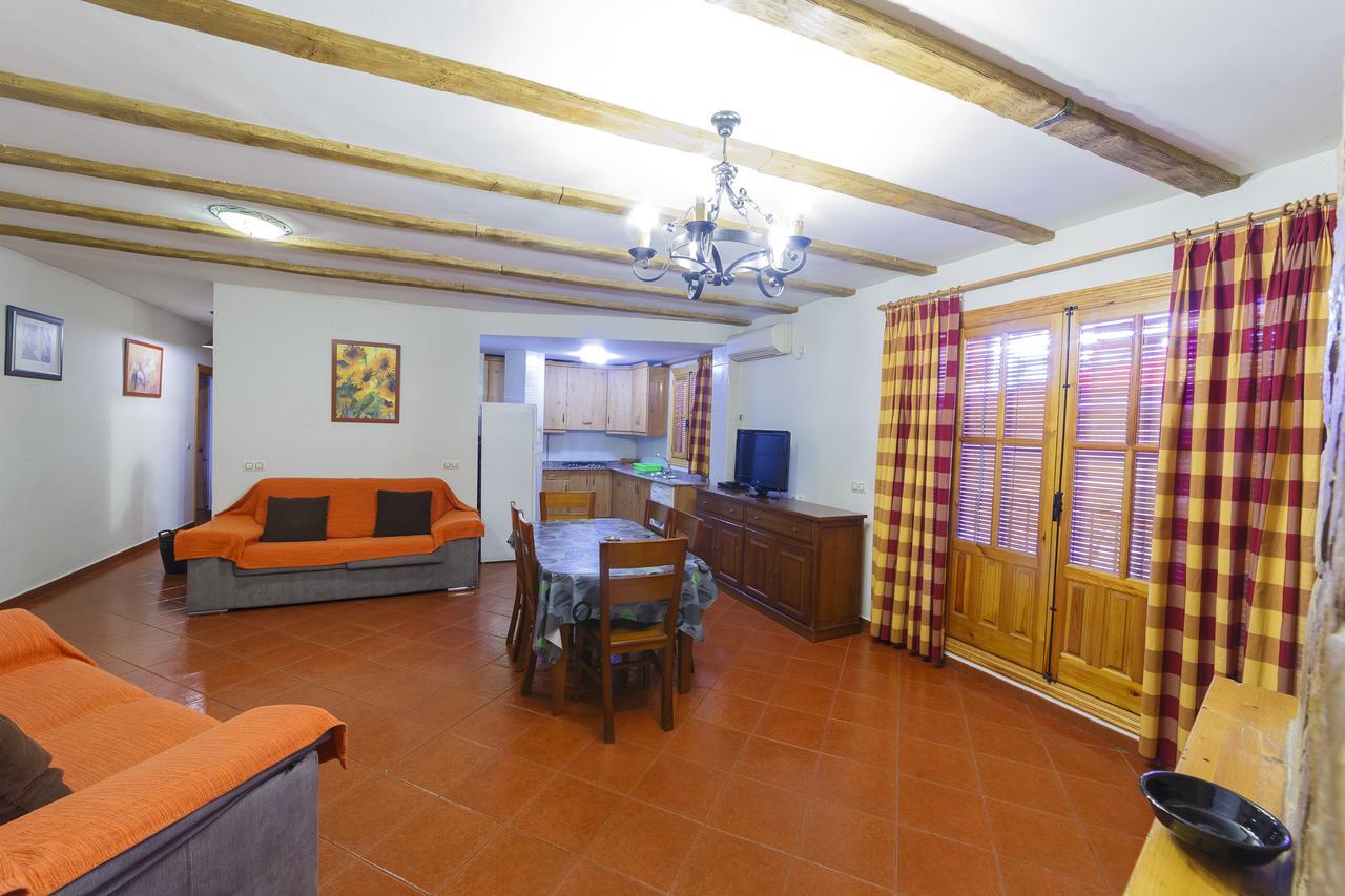 Apartamentos Ribera Del Jucar Алькала-дель-Хукар Экстерьер фото